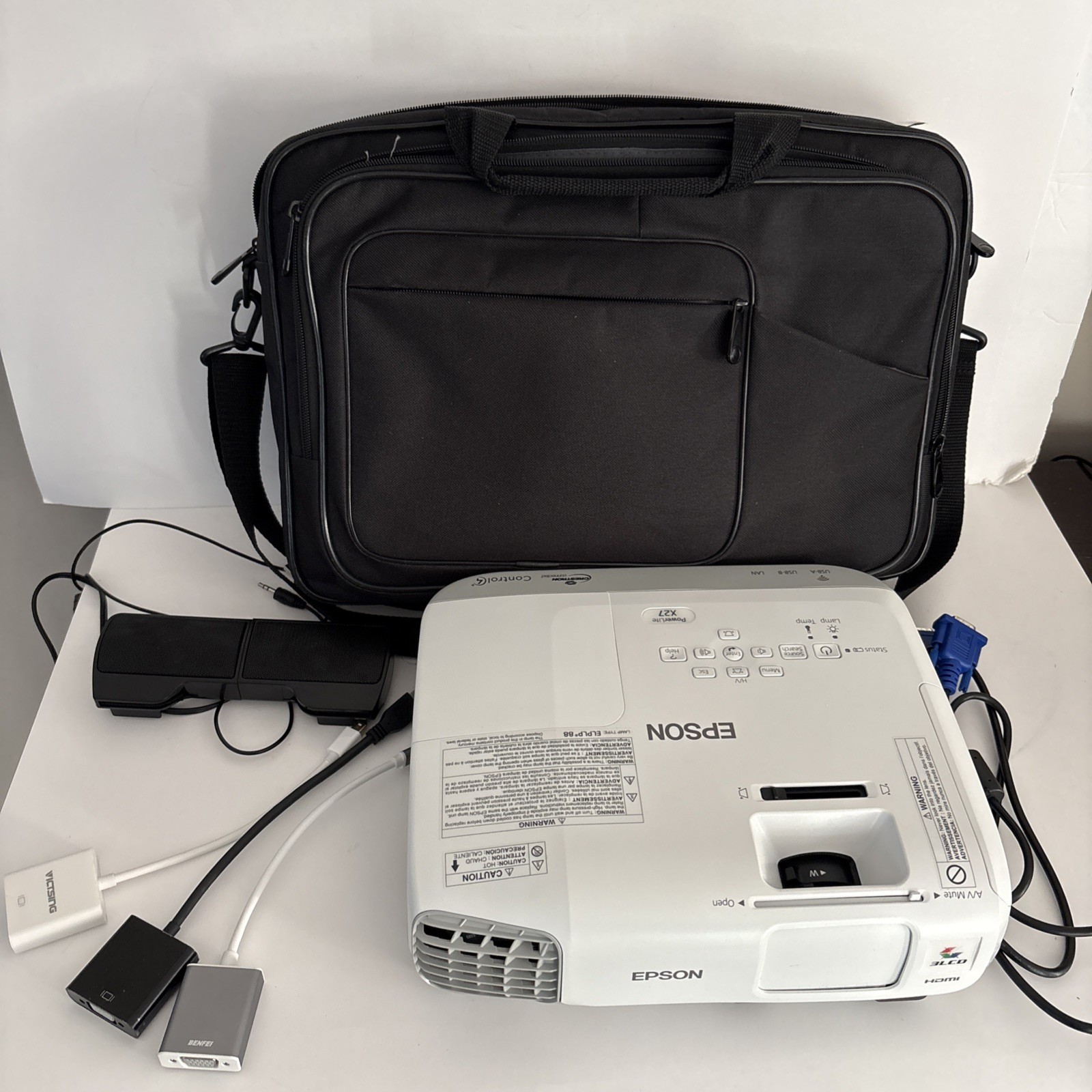 EPSON 3LCD POWERLITE X27 LCD PROJECTOR MODEL H692A w/Accessories - No Powercord