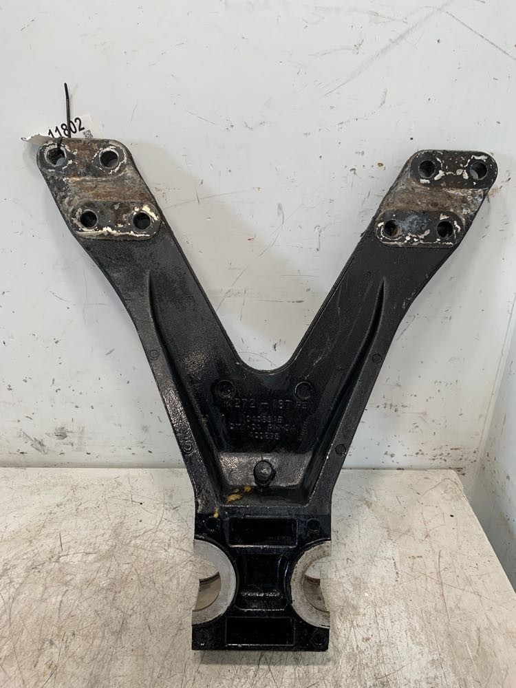 2002 Kenworth T2000 Suspension Bracket K272187 (641-11802)
