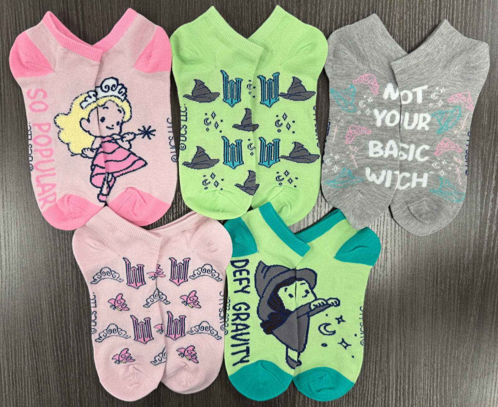 Brand New - Ladies - Wicked - Fuzzy Hair Glinda(See Pics) - 5 Pair Low-Cut Socks
