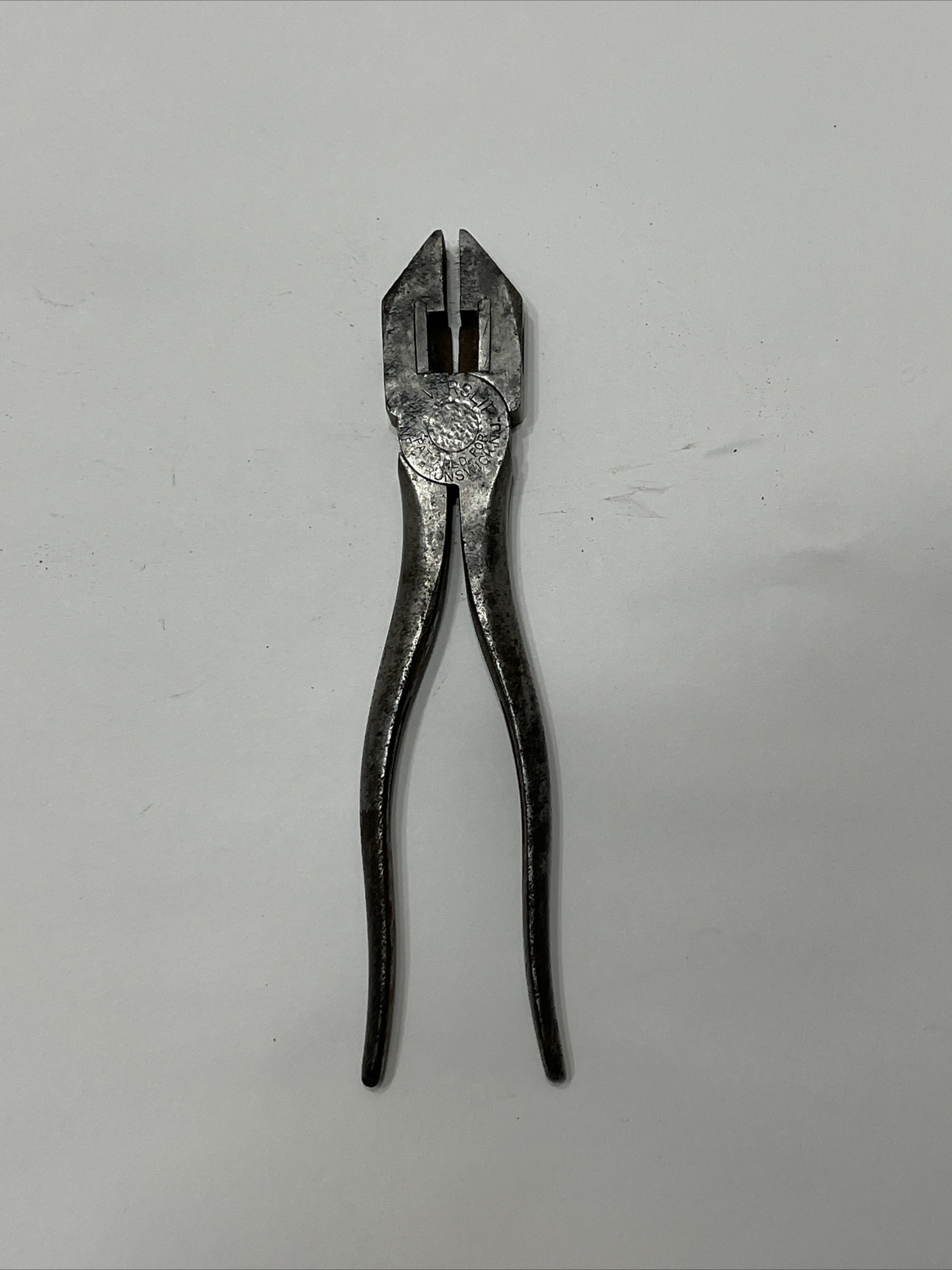 Neverslip New Brunswick NJ Made in USA Lineman Pliers Changeable Blades
