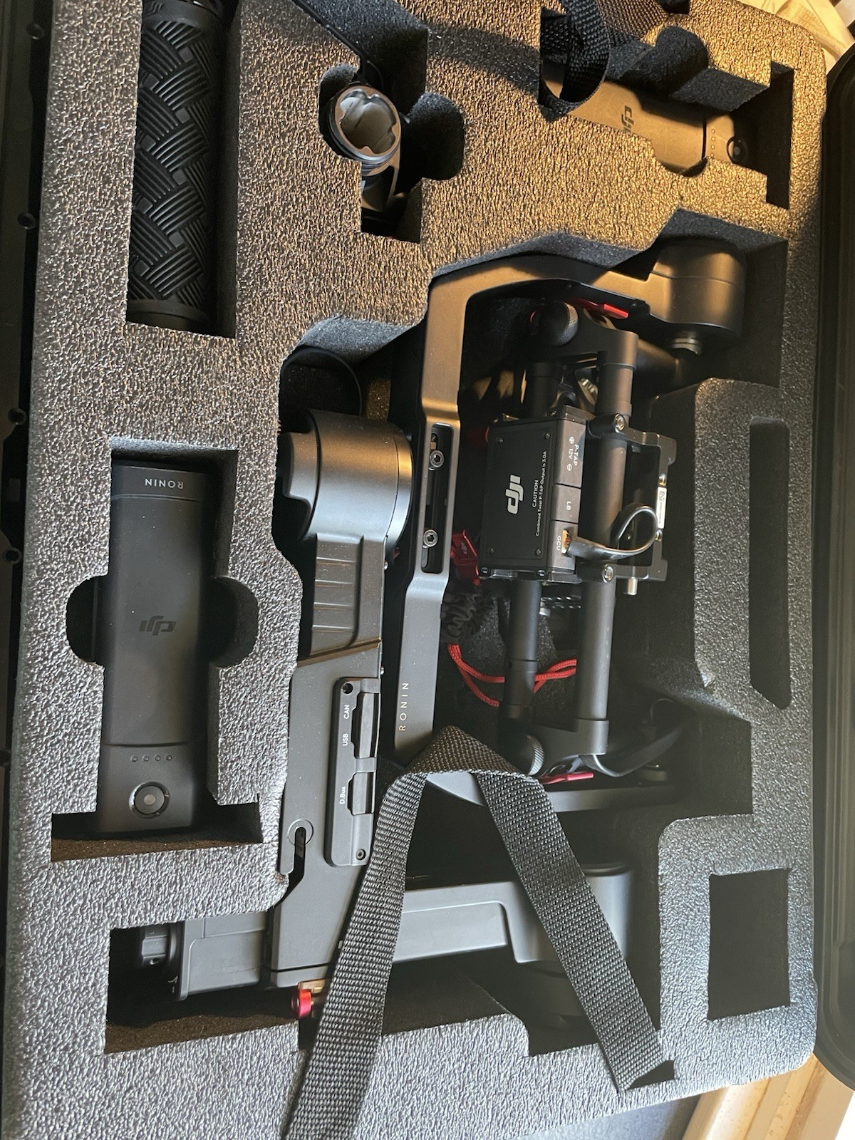 DJI Ronin M 3-Axis Handheld Gimbal Stabilizer Kit & Hard Case ~REPLACE BATTERIES