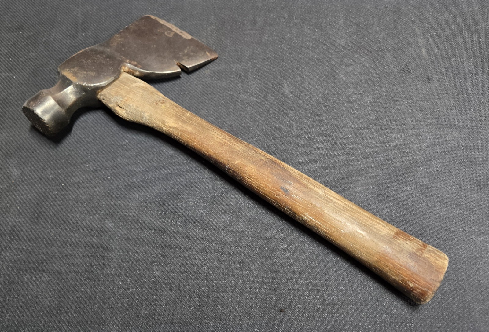 Vintage True Temper No. H Carpenter's Hatchet - Restored!