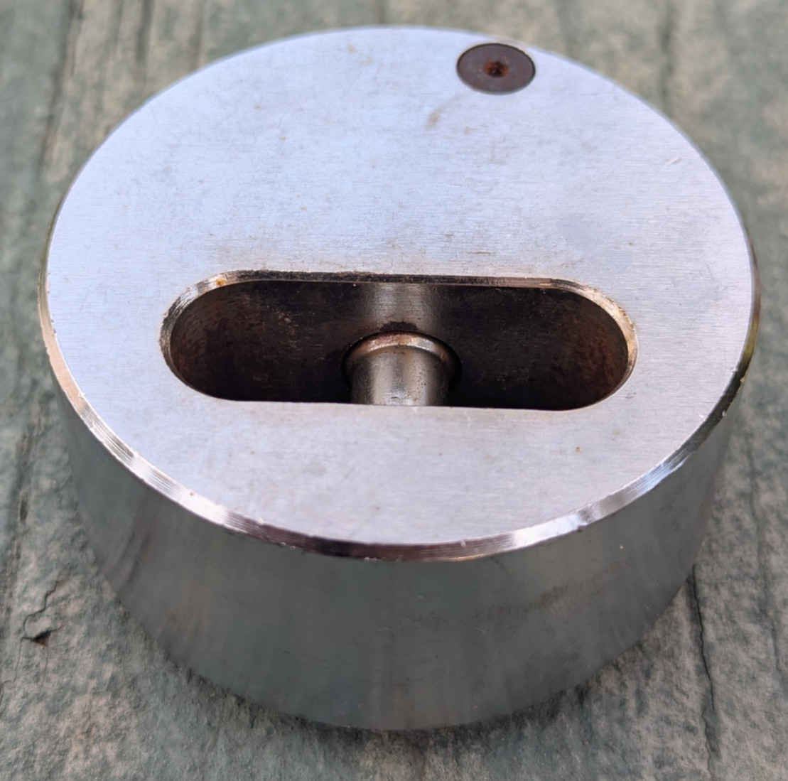 Mobile Mini Storage Container Guard Lock Hockey Puck 2 Keys
