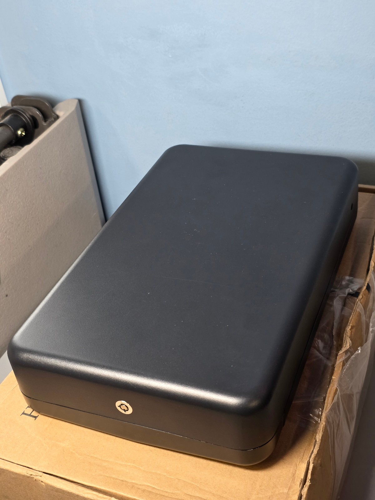 Holewor Small Pistol-Handgun Lock Box -Passcode or Key -Read Ad