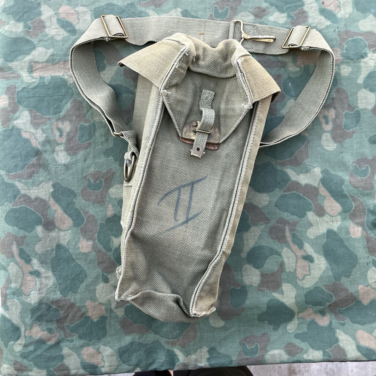 Vintage Belgian Army Canvas Bag Gas Mask Heavy Duty Webbing Satchel Shoulder A