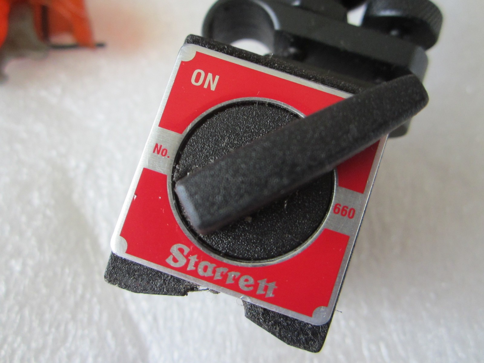 STARRETT 660 MAGNETIC BASE INDICATOR HOLDER POST ASSEMBLY