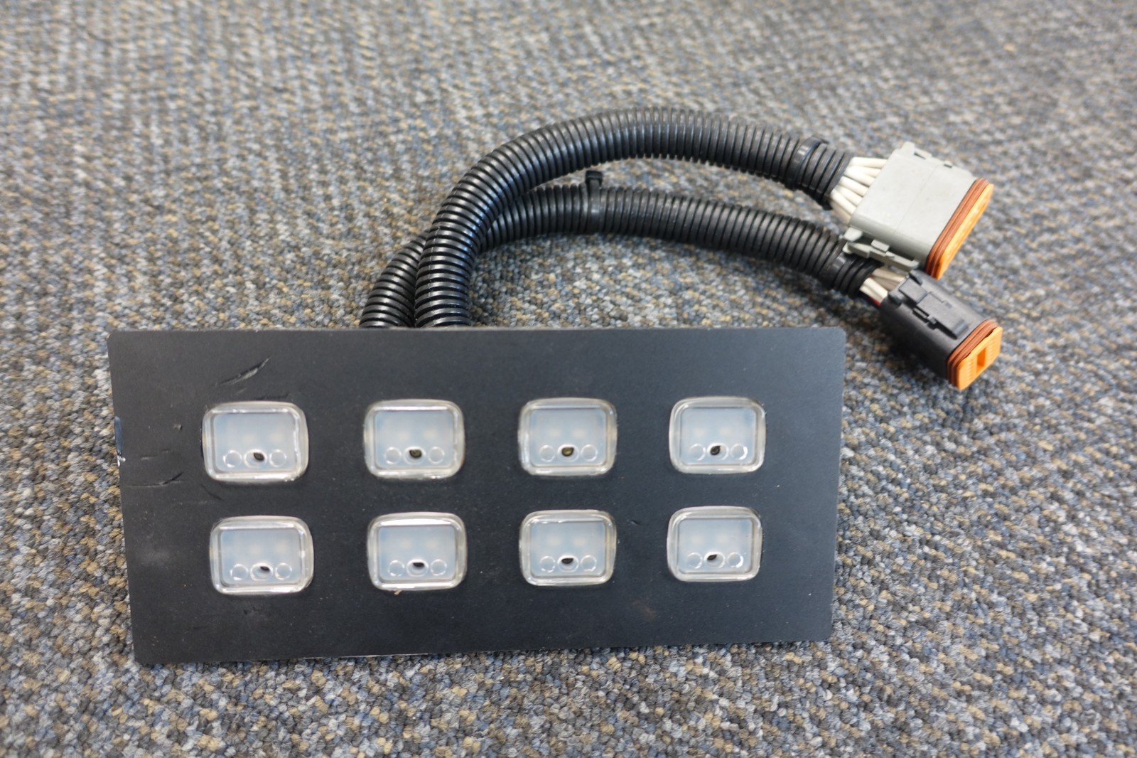 Data Panel 8 Switch