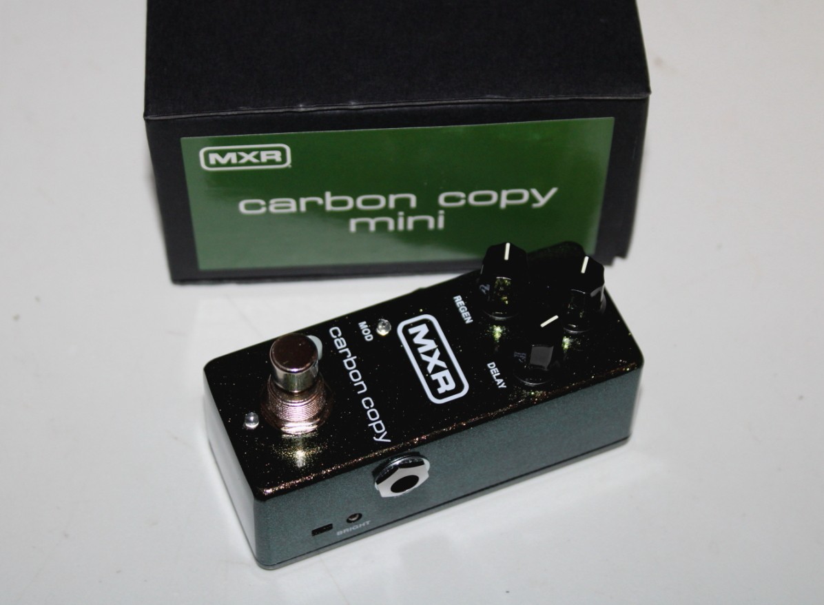 MXR M299 Carbon Copy Mini Analog Delay Effects Pedal