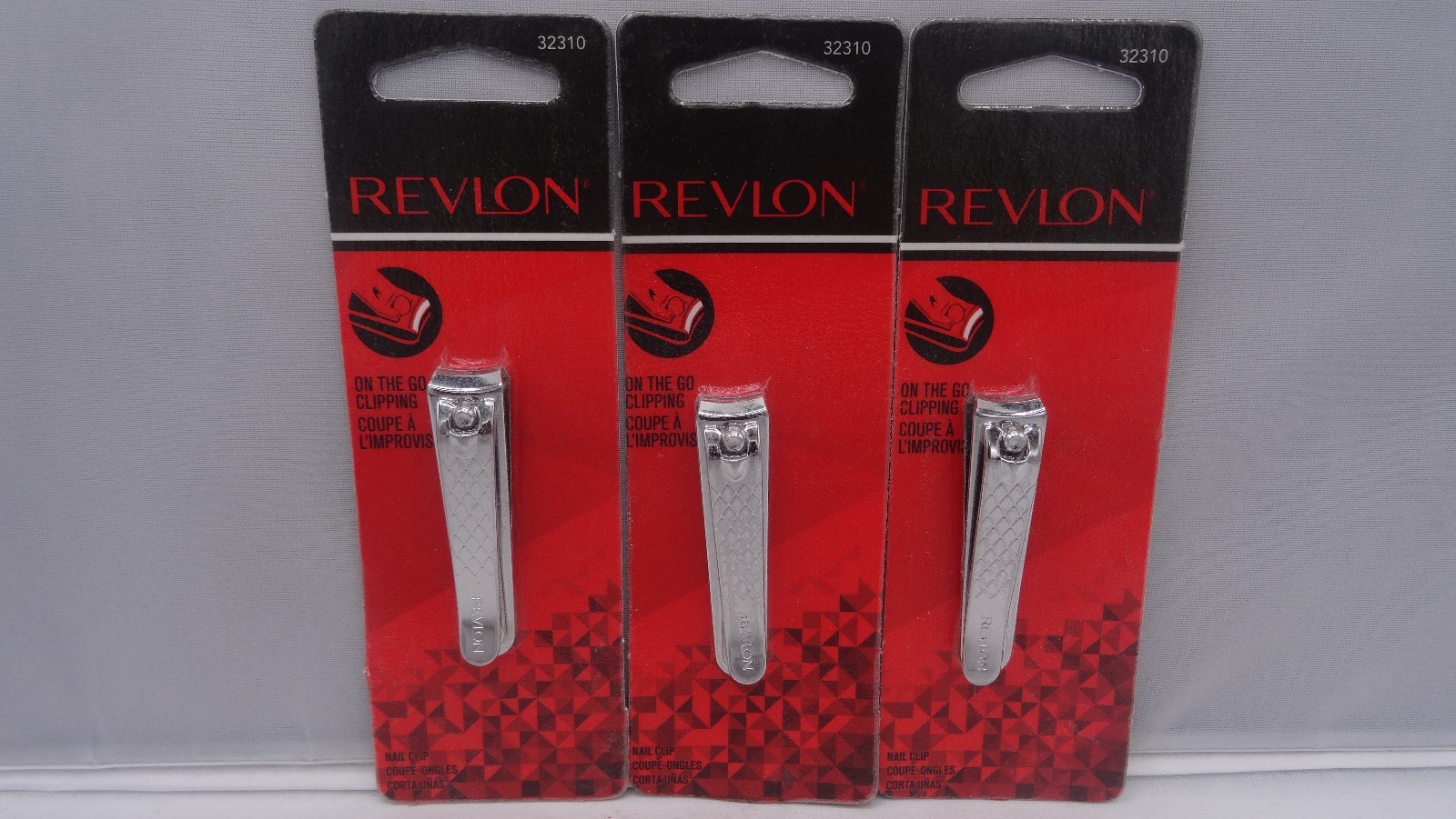 REVLON  NAIL CLIP ON THE GO LOT OF 3 NEW 32310