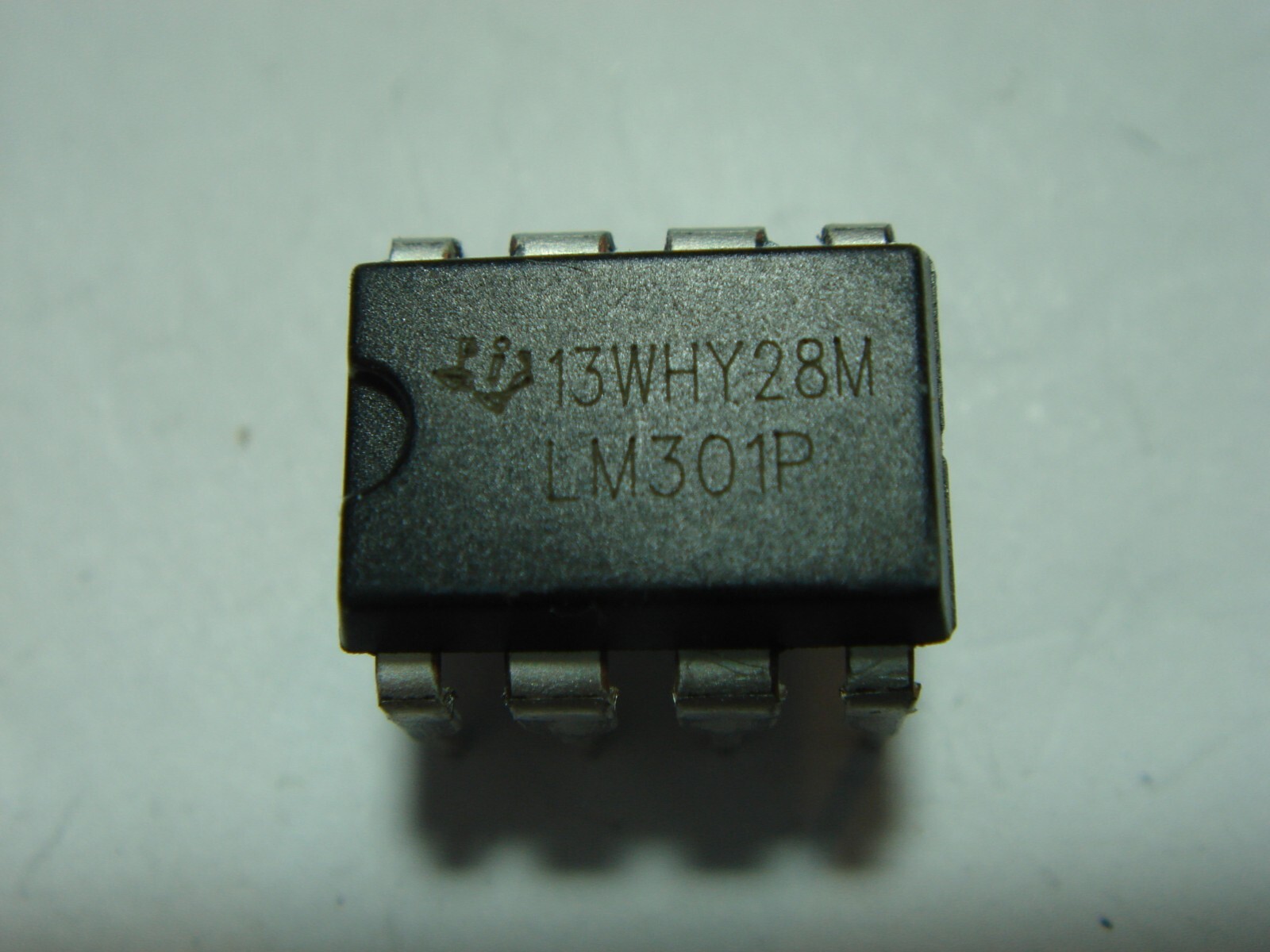 LM301 OpAmp Operational Amplifier #21-1210