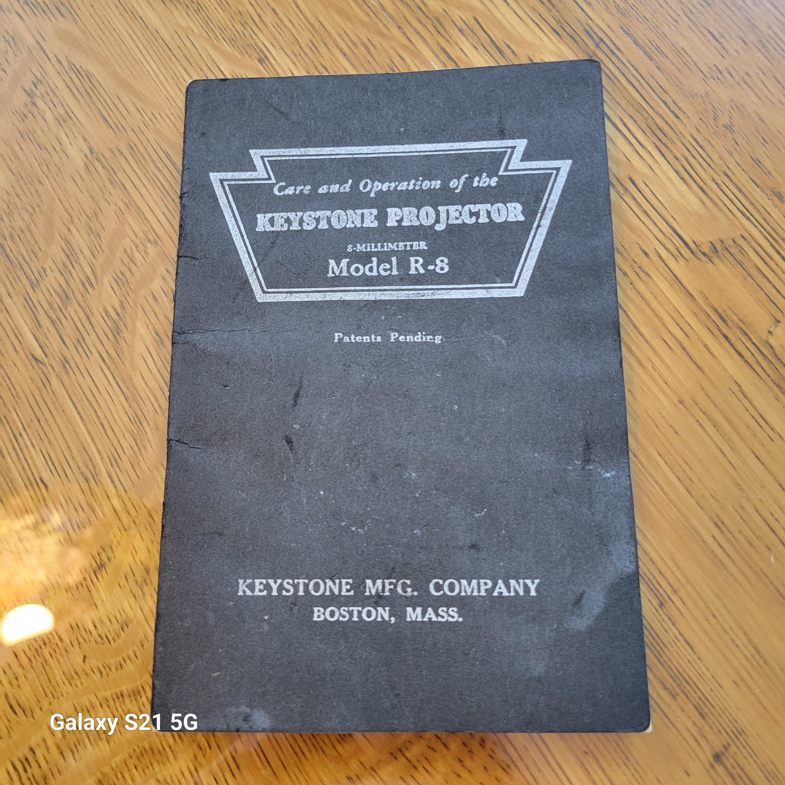 VINTAGE KEYSTONE PROJECTOR MODEL R-8,  8mm FILM PROJECTOR INSTRUCTION MANUAL
