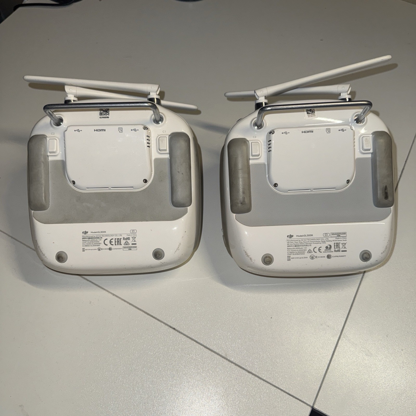 DJI Phantom 4 Pro V2.0/4 Pro+ V2.0 Remote Controller-GL300K (Support ONLY V2.0)