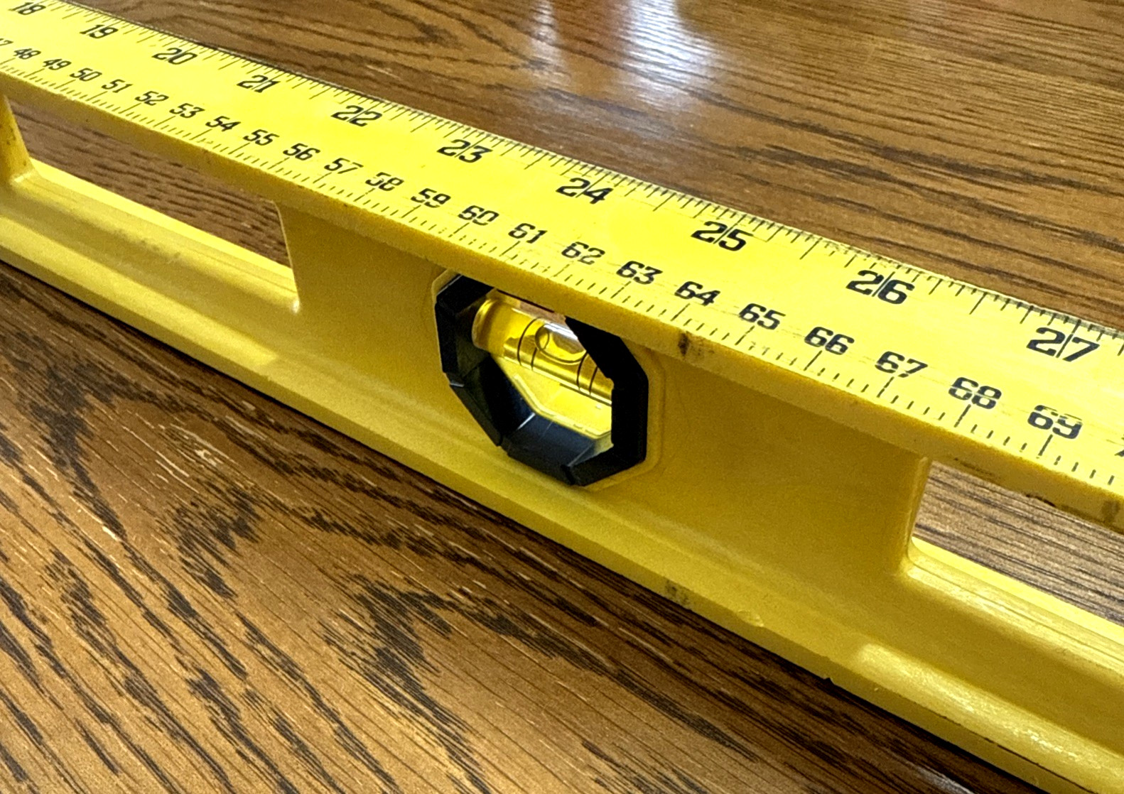 Empire 330-48 48" Yellow Polycast Spirit Level ~ Inches & Centimeters