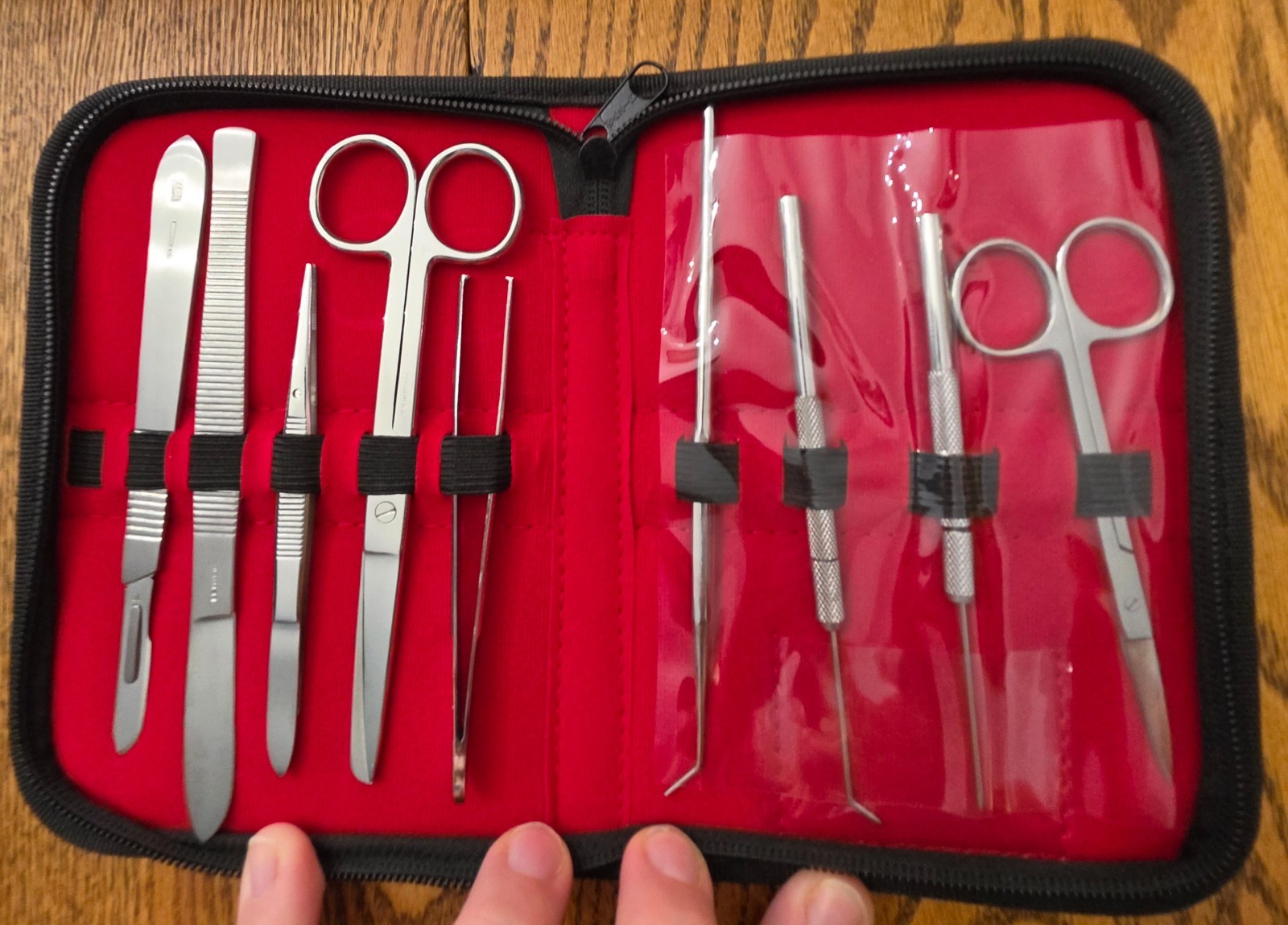STUDENT ANATOMY DISSECTION KIT IN VINYL CASE