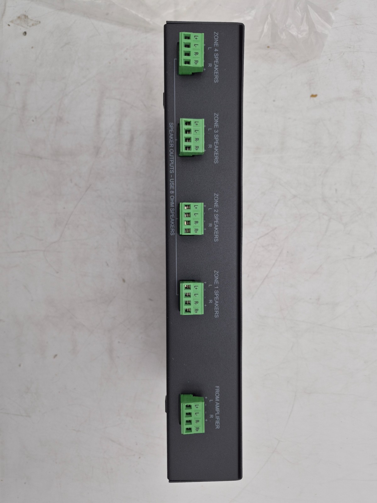 Monoprice SSVC-4.1 Single Input 4-Channel Speaker Selector With Volume Control