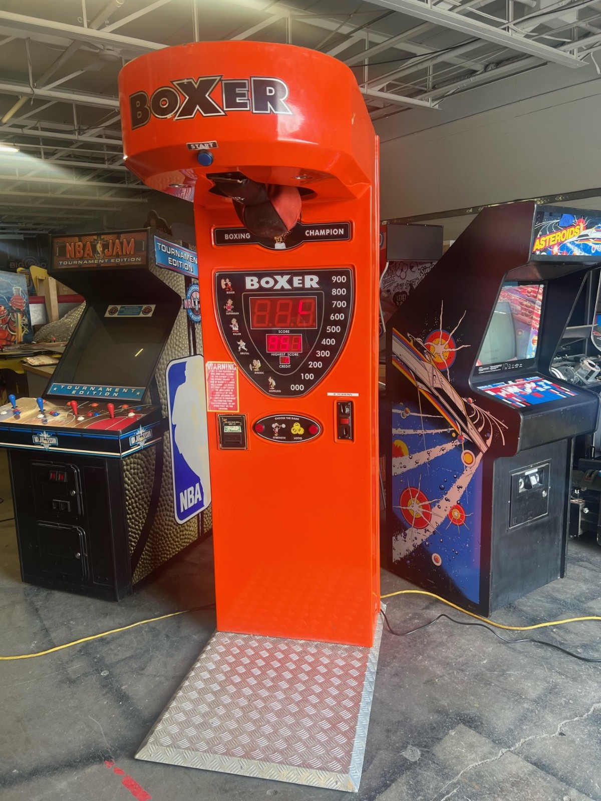 BOXER ARCADE BOXING MACHINE (Excellent Condition) *RARE*