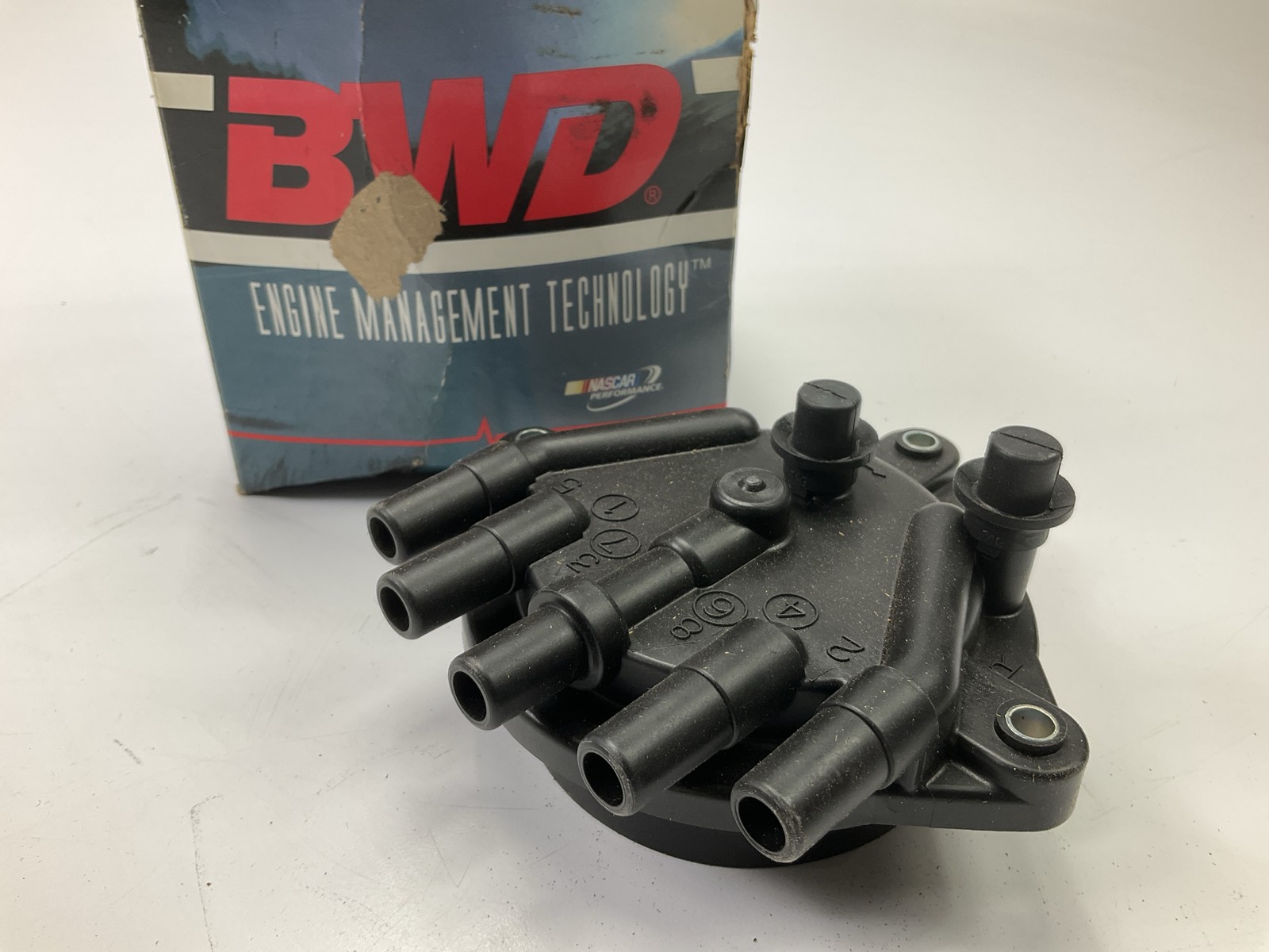 BWD C728 Ignition Distributor Cap For 1990-1997 Lexus 4.0L-V8