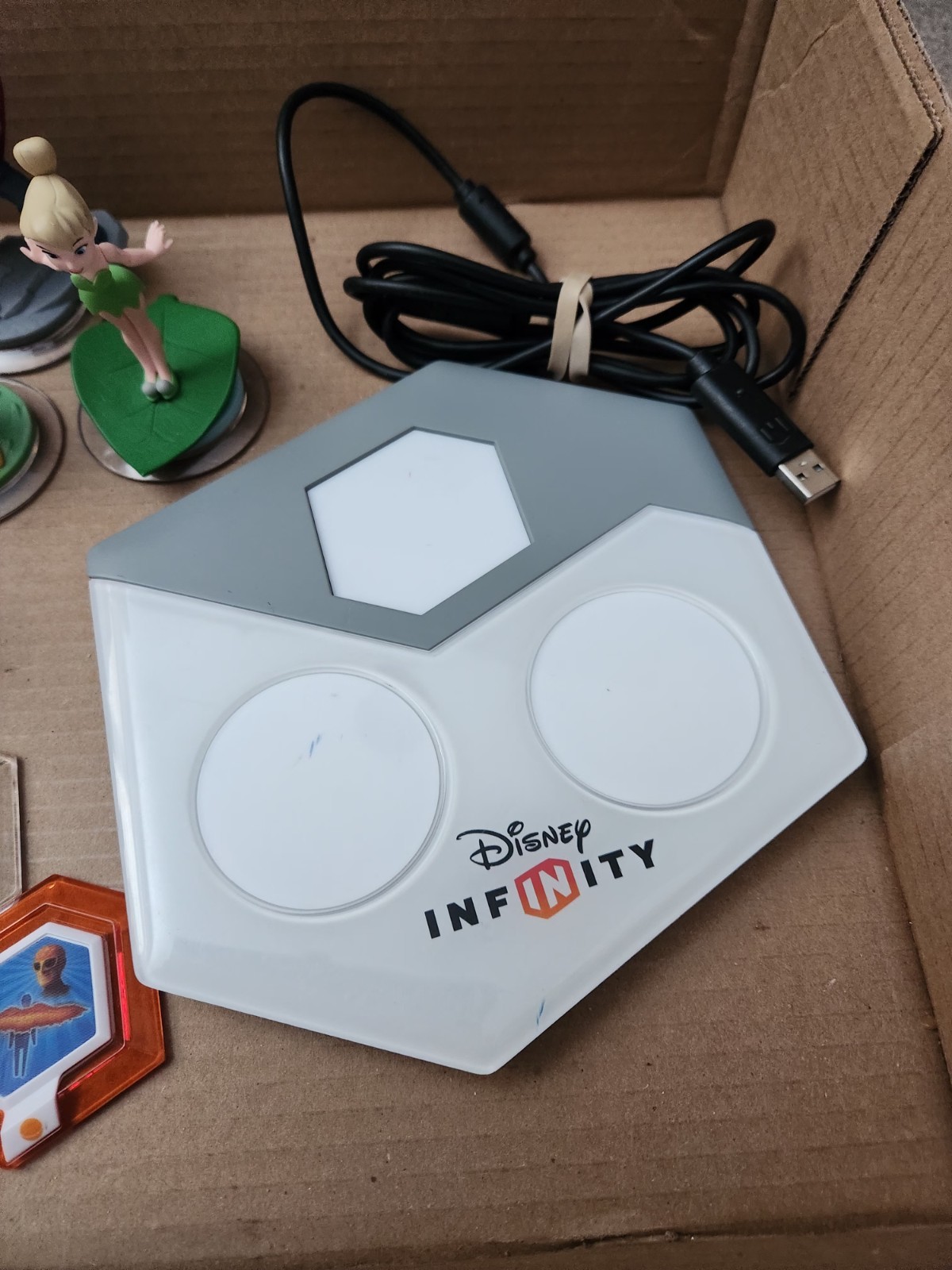 Disney infinity characters lot figure w/ Pad