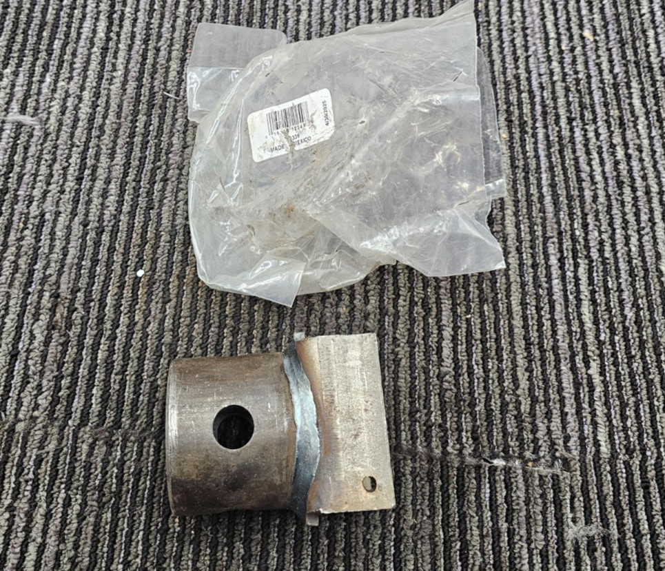 Bulldog 500339 Gray Universal Trailer Jack Swivel Trailer Mount for 5/8 Inch
