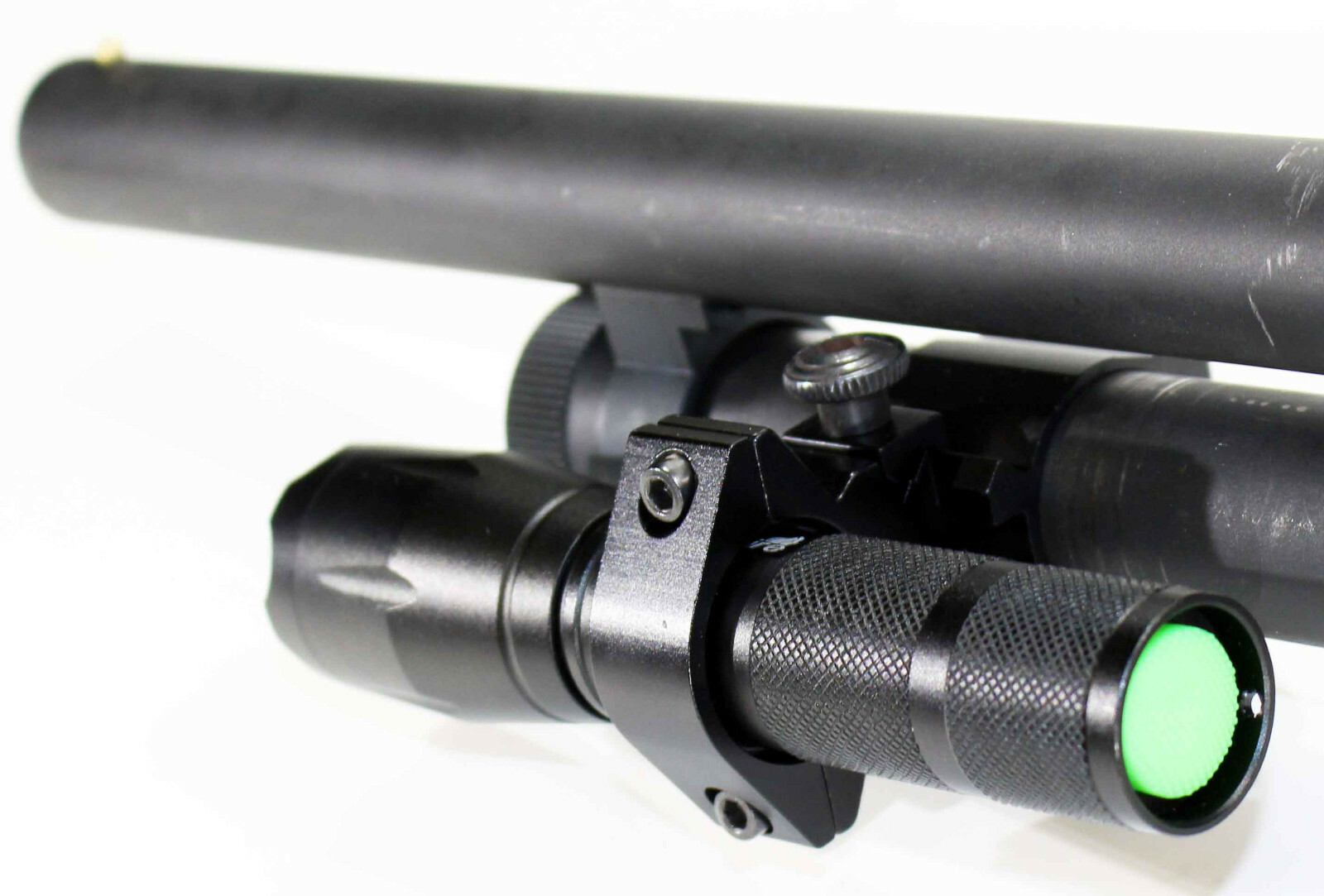 Trinity 1200 lumen strobe flashlight with mount for mossberg 500 hunting gear.