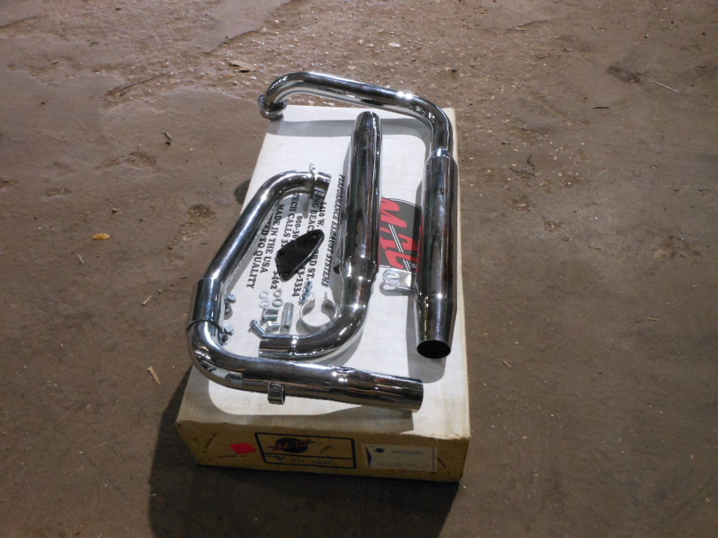 NOS Mac Chrome Staggered Taper Tip Muffler Exhaust Pipes Honda 86-88 VT700 VT800