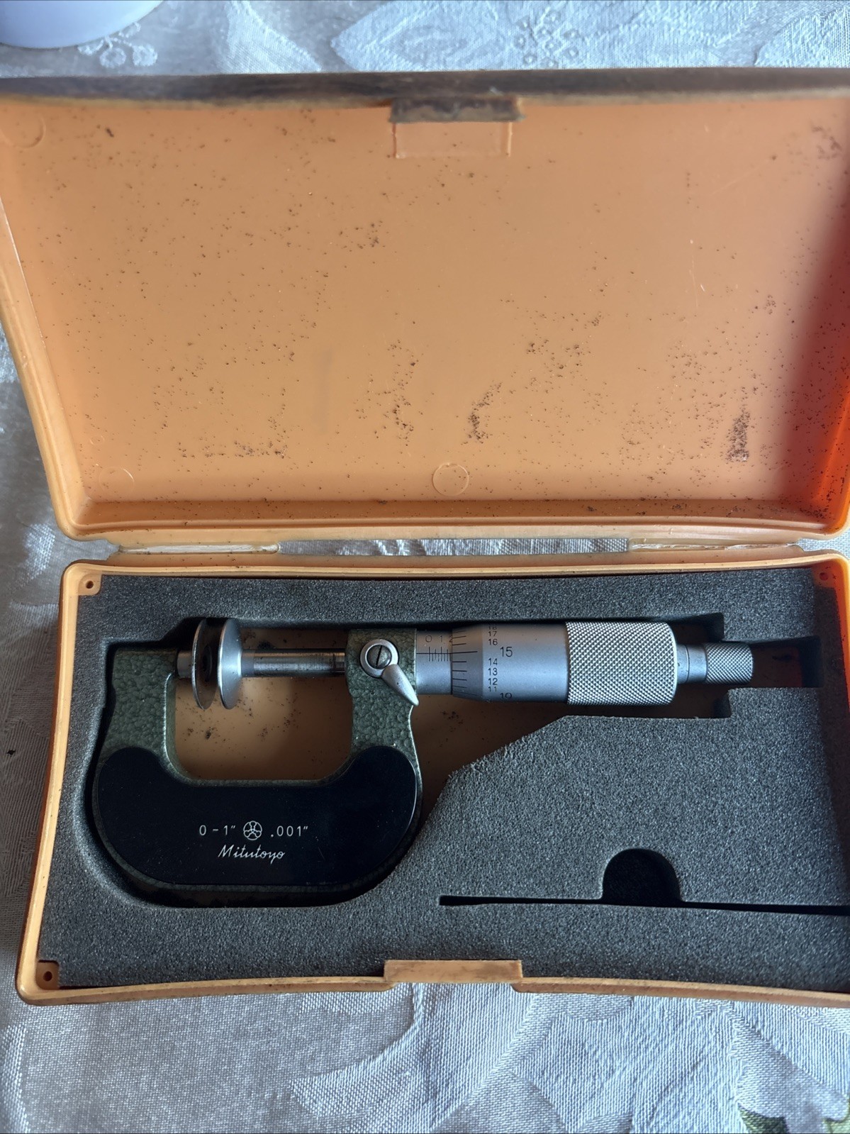 Mitutoyo 0-1" .0001 blade micrometer No 222 - 125 digit