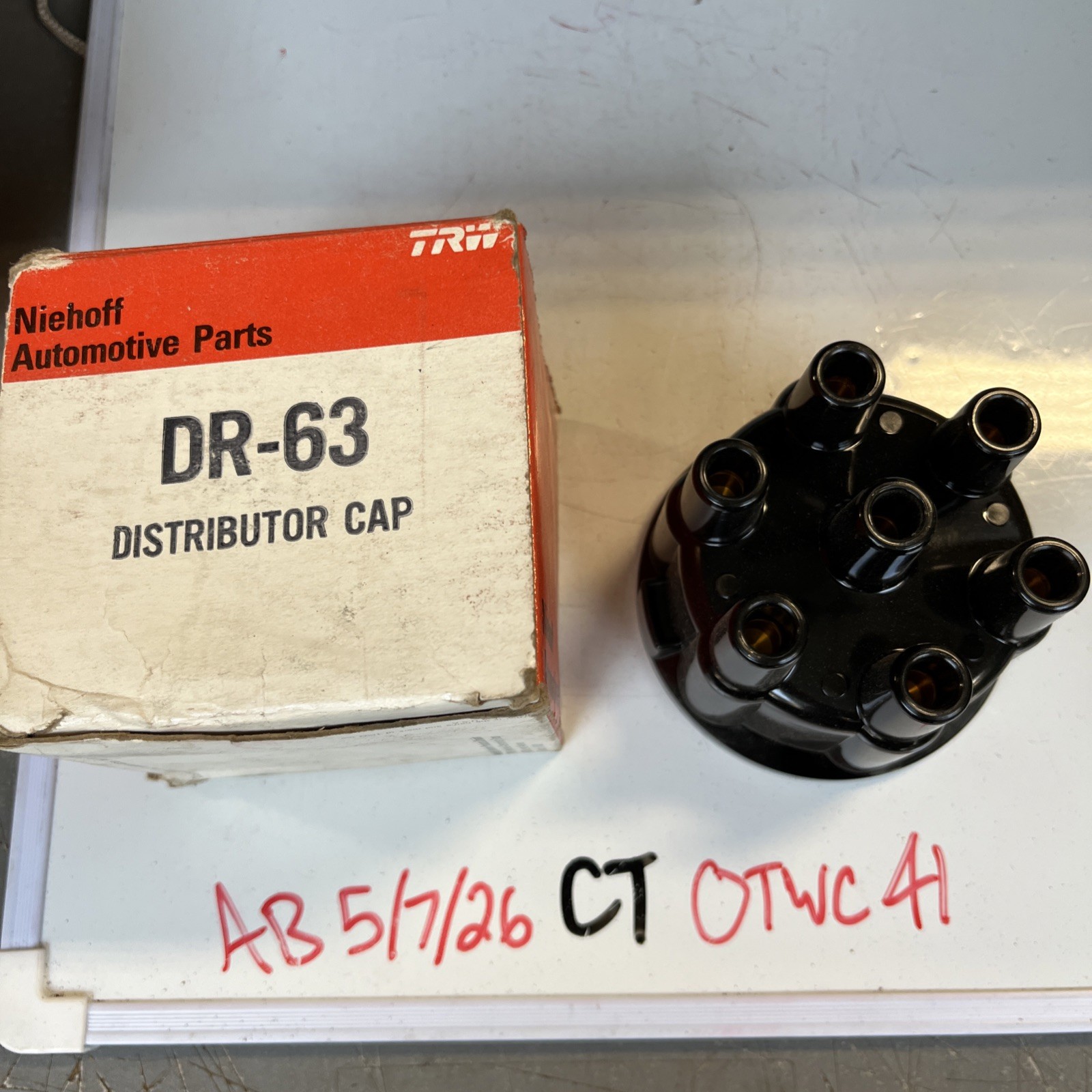 Neihoff DR-63 Distributor Cap - Select Chevrolet Models - Made In USA - NOS