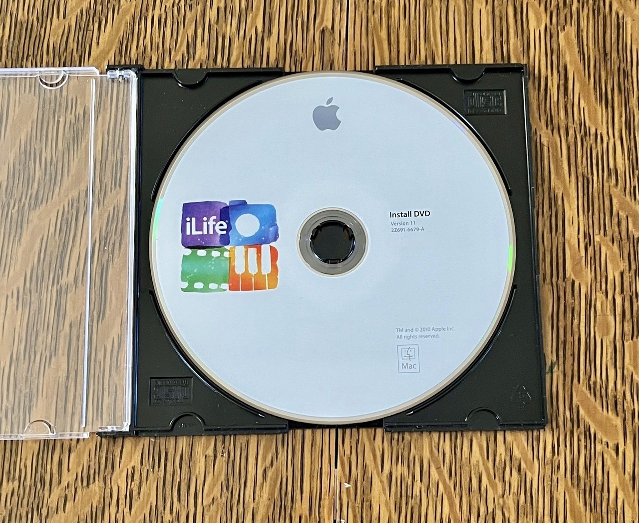 Apple iLife 11 (Mac) iPhoto iMovie GarageBand)