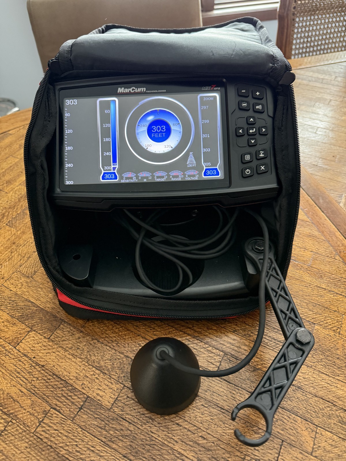 Marcum MX-7GPS 7" LCD Lithium GPS Sonar System