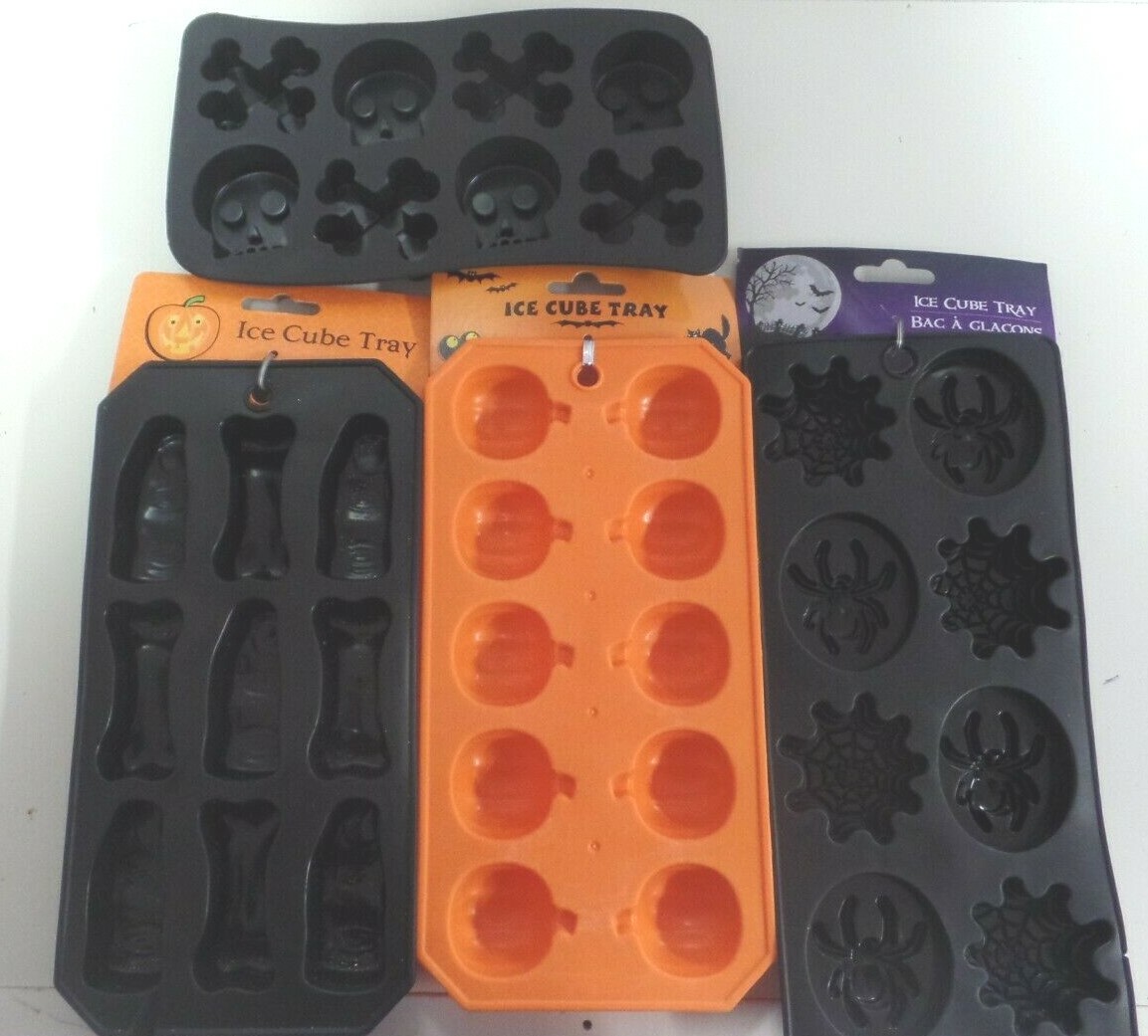 HALLOWEEN ICE CUBE TRAYS--SKULL AND CROSS BONES--PUMPKINS--FINGERS AND BONES--SP