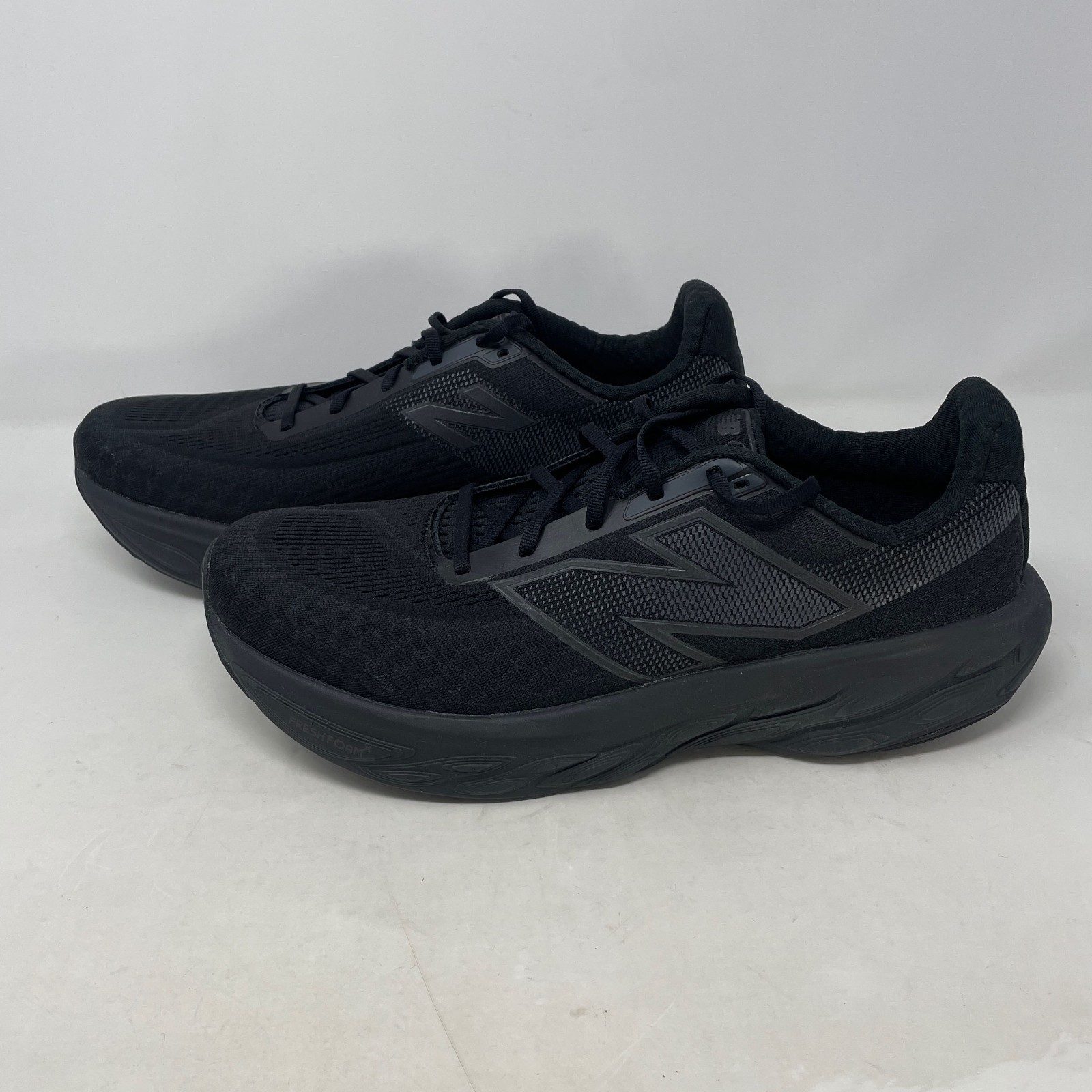 New Balance 1080v14 Fresh Foam X Men’s 12.5D Black/Phantom