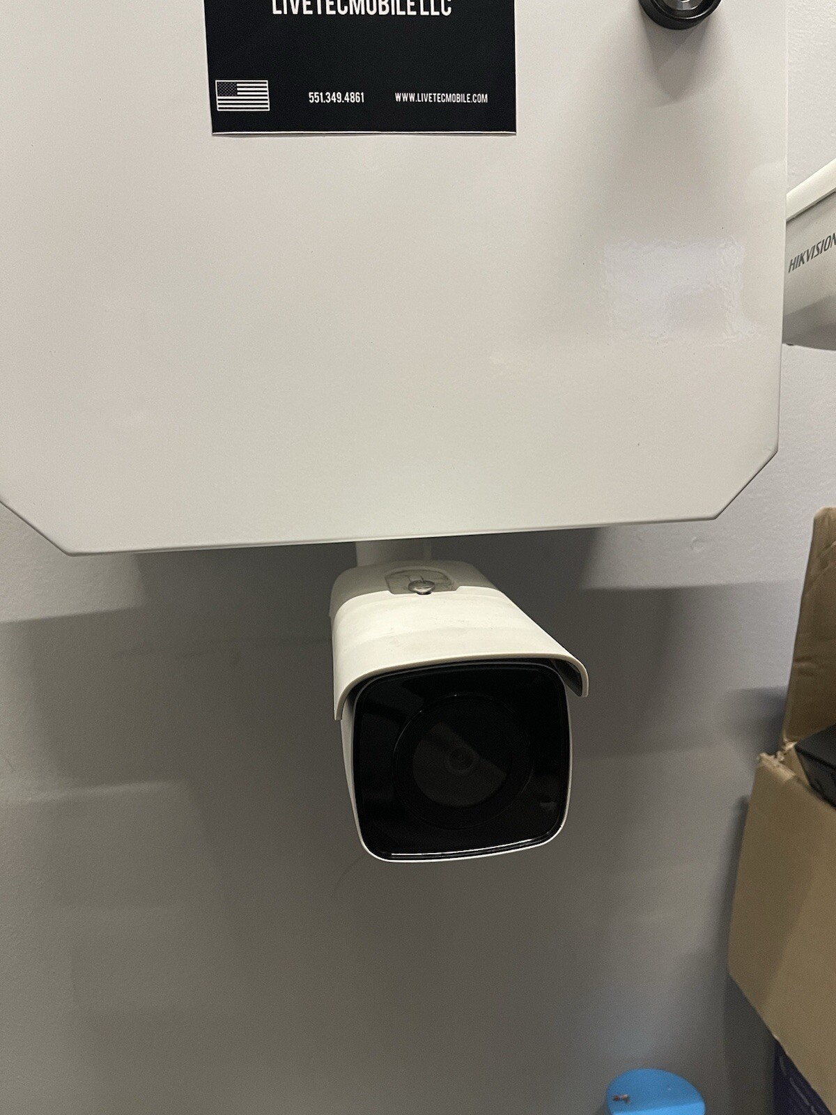 Construction Camera Mobile Surveillance Camera LIVETECMOBILE Plug & Play System