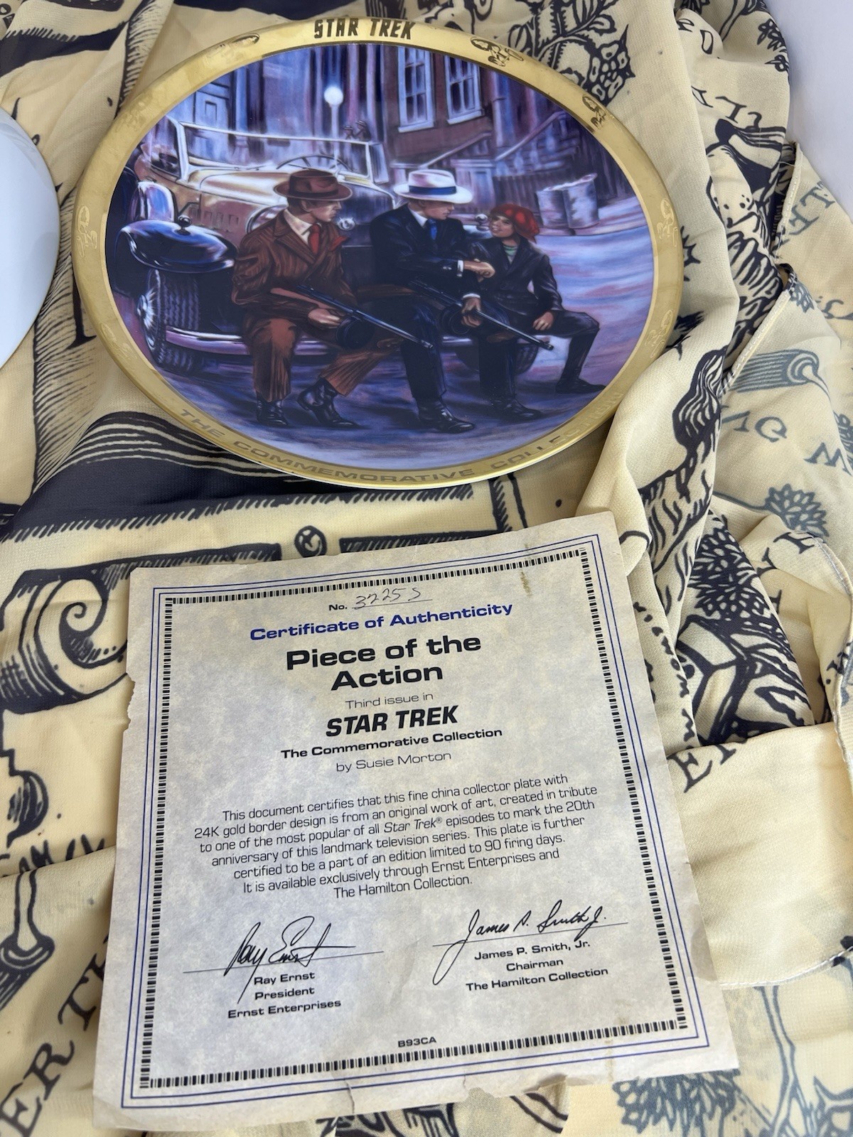 “Star Trek” Collector’s Plate – A Piece of the Action With COA Vintage Plate