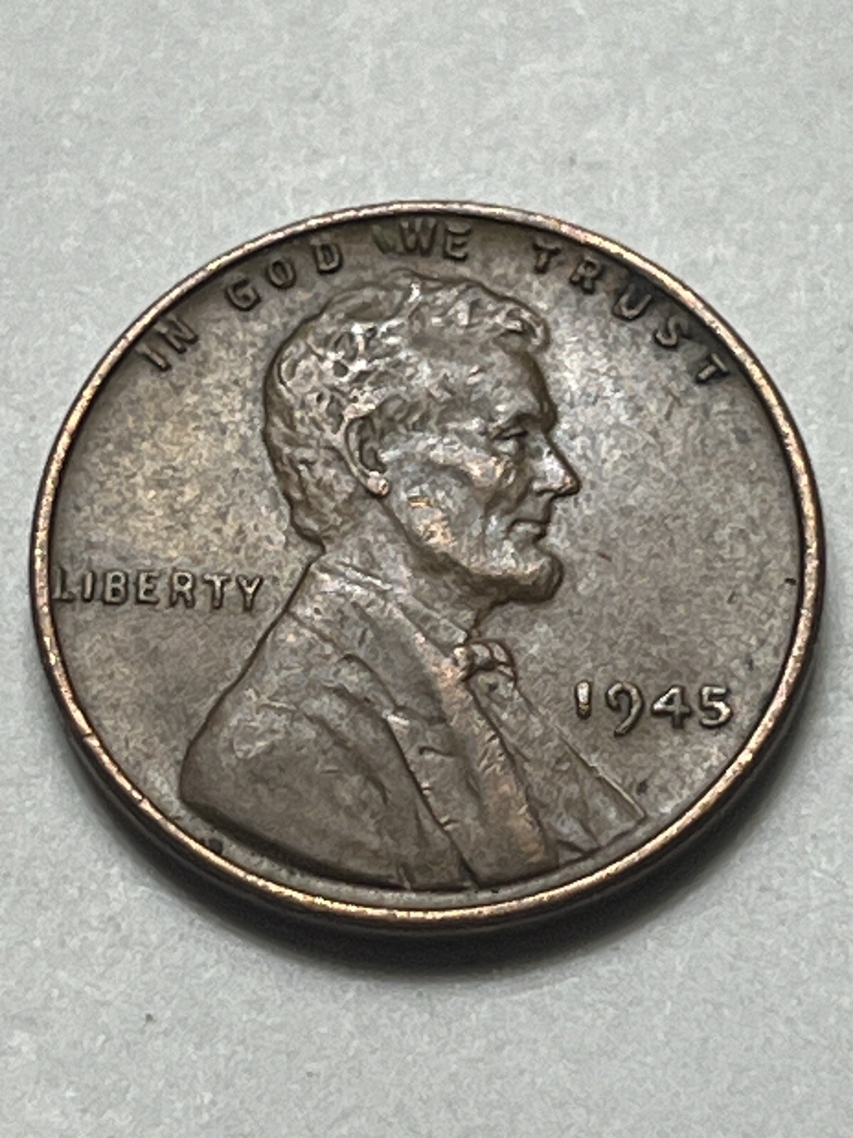 1945 P Lincoln Wheat Cent in G/VG  Circulated Condition Lot U40 . Priced To Sell