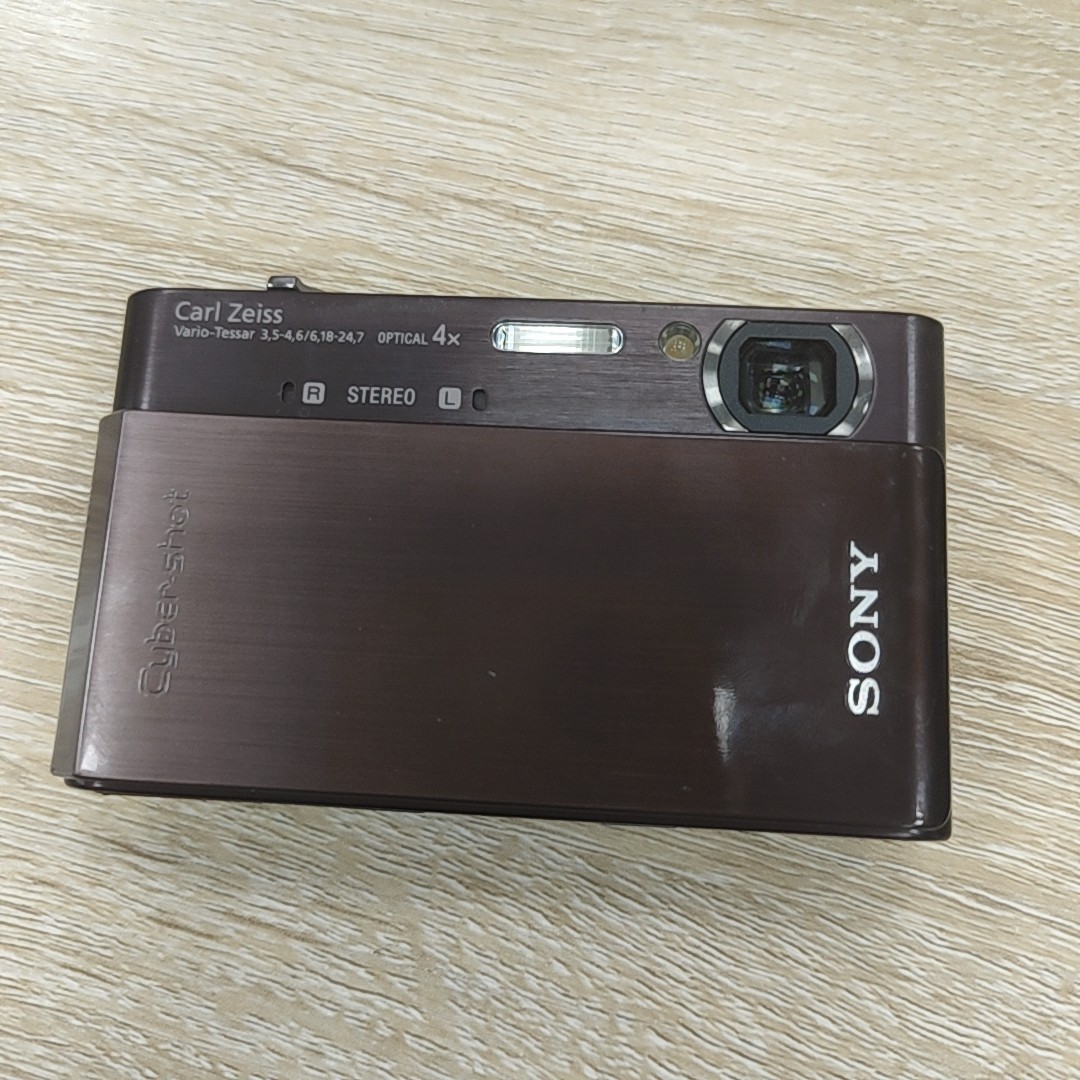 Sony CyberShot DSC-T900 Digital Camera 12.10 MP 4x Optical Zoom English Language