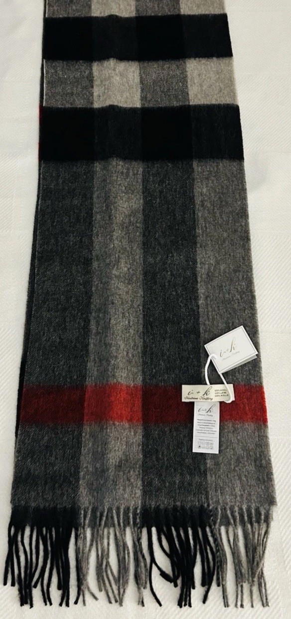 I k Illustrious Knitting 100% Wool Scarf NWT  Gorpcore Unisex
