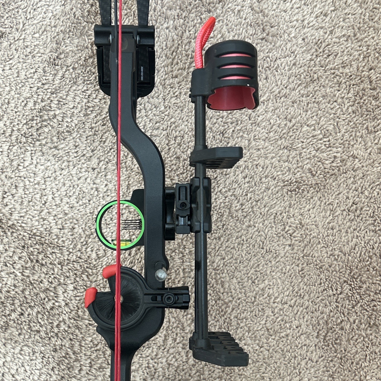 BlackOut Epic Compound Bow RH – Trophy Ridge Sight – Needs String / Repair As-is