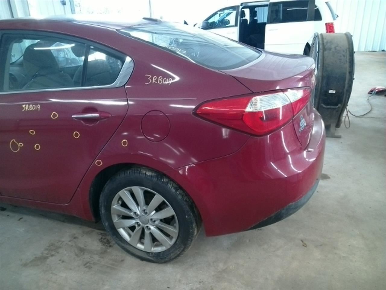 FORTE 2014 Fuse Box Cabin 104806380