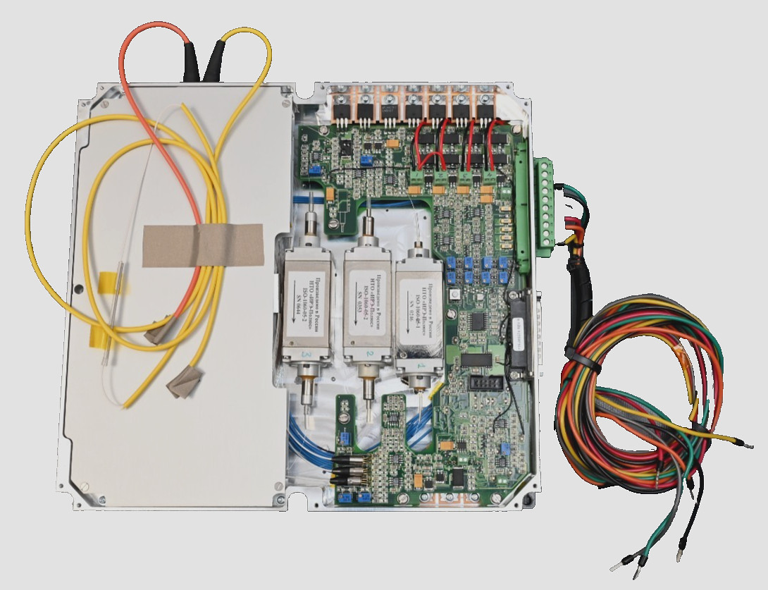 IPG YAR-150K-SF-LM Ytterbium Fiber Amplifier Optical Isolator 1064nm Laser Parts