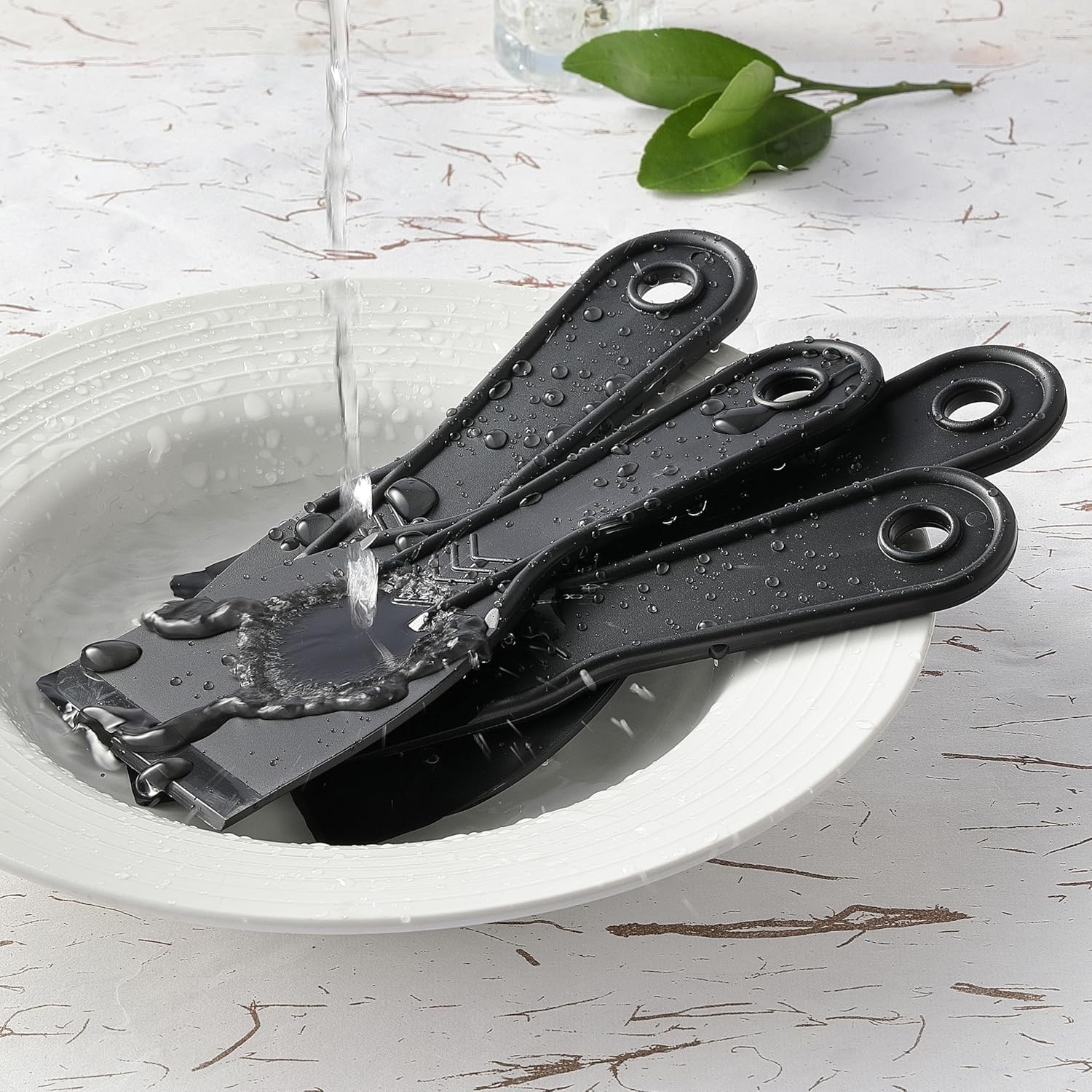 6 Pack Plastic Putty Knife, Durable Plastic Scraper Tool with No-Slip Grip for S