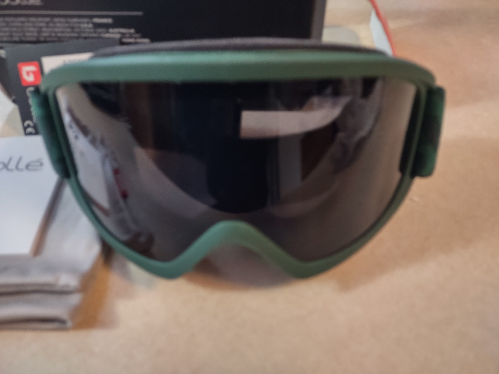 Bolle Ski Goggles Freeze Matte Green - Medium Anti Fog New In Box