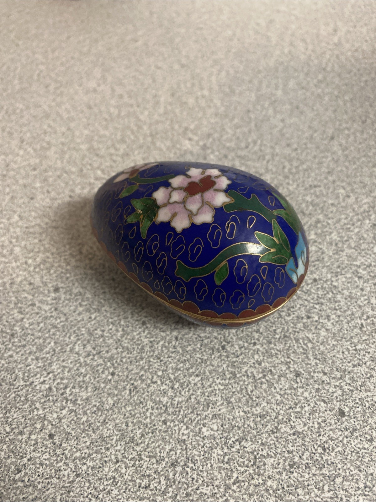 Vintage 3” Blue Floral Cloisonné Egg Trinket Box in Excellent Condition