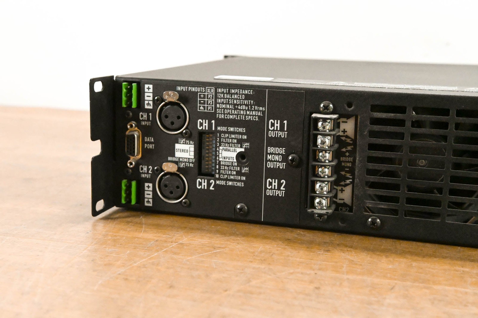 QSC CX302 2-Channel Power Amplifier CG0127J