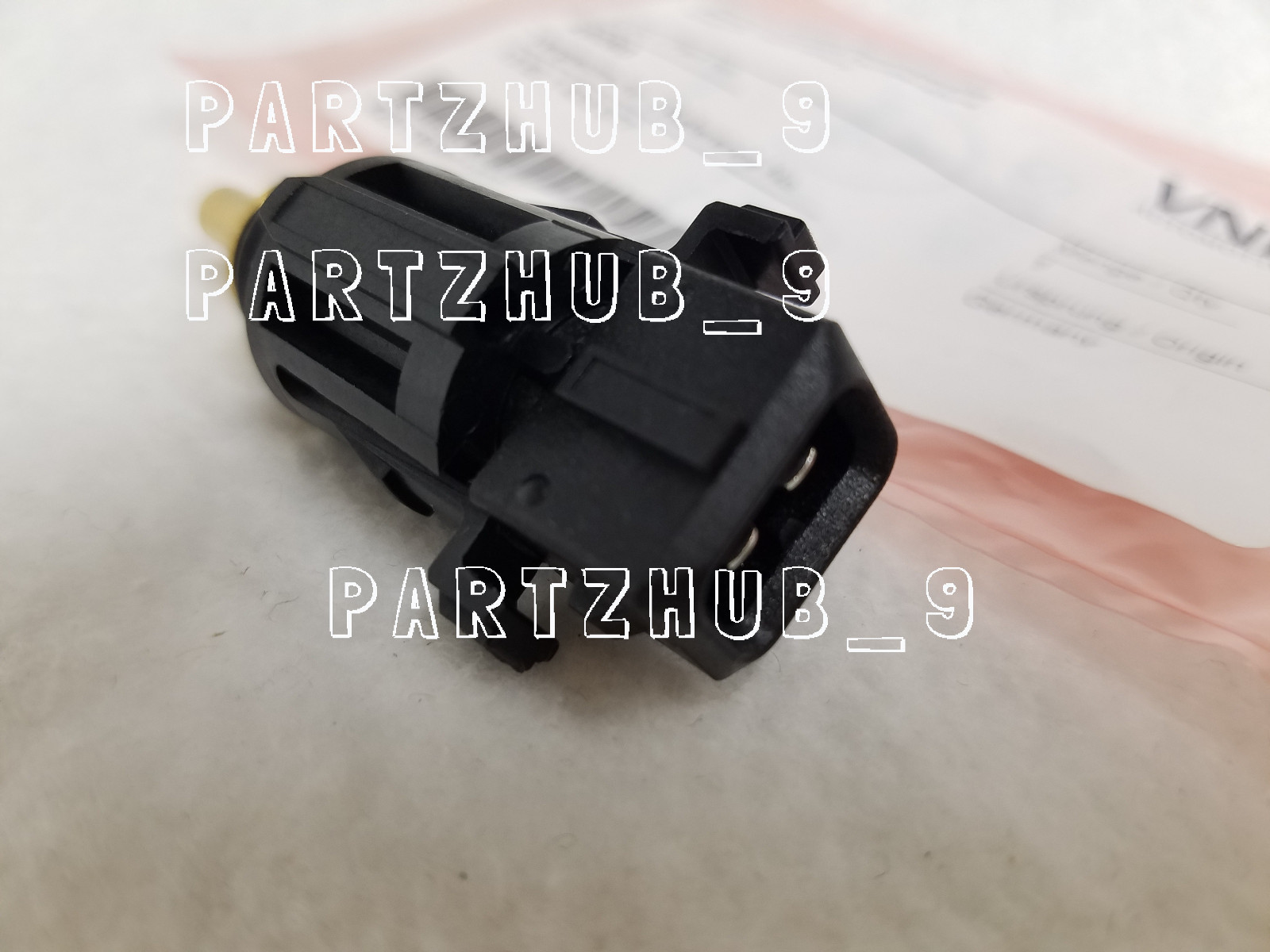 For BMW OEM Coolant Temperature Sensor with O-Ring (Auxiliary Fan Switch)