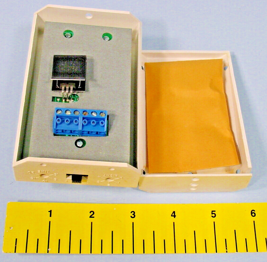 Bryant MSWV1600-P Wide View Sensor w/ Photocell; 1600 Sq. Ft. Coverage; 24VAC