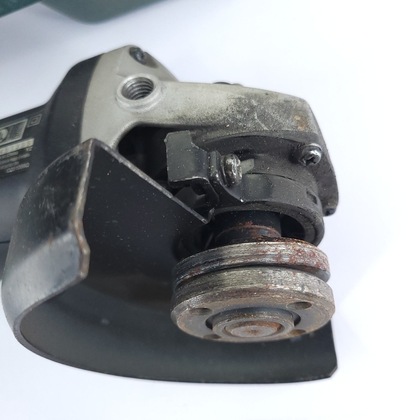 Metabo HPT G12SR4 4-1/2" Angle Grinder in Hard Case Tested - Missing Handle