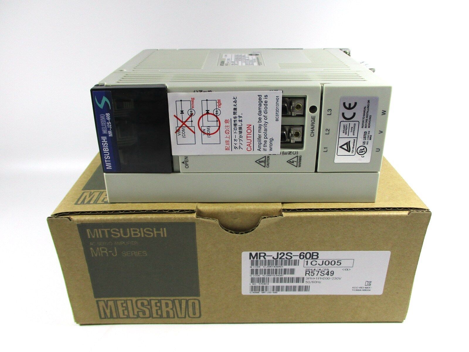 NEW IN BOX NEWMR-J2S-60B Servo Drive