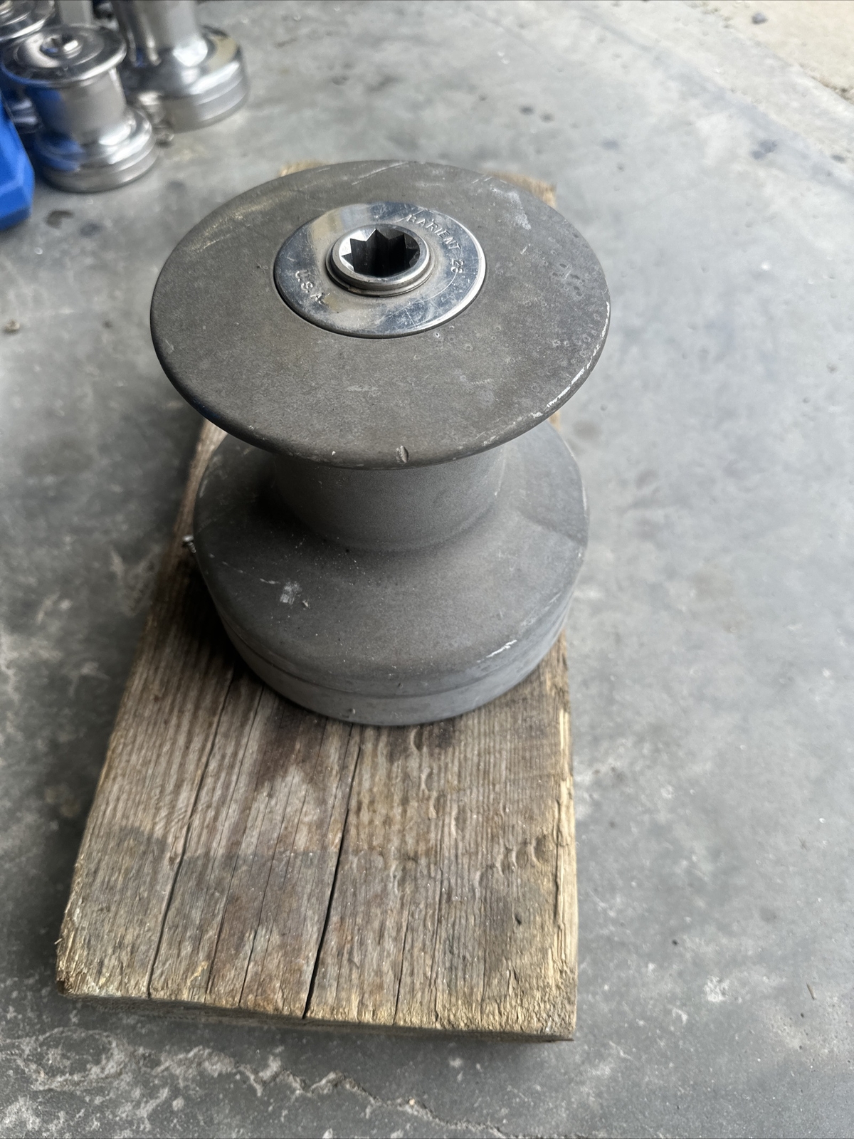 Single (1) Barient 26 2-speed Sailboat Winch