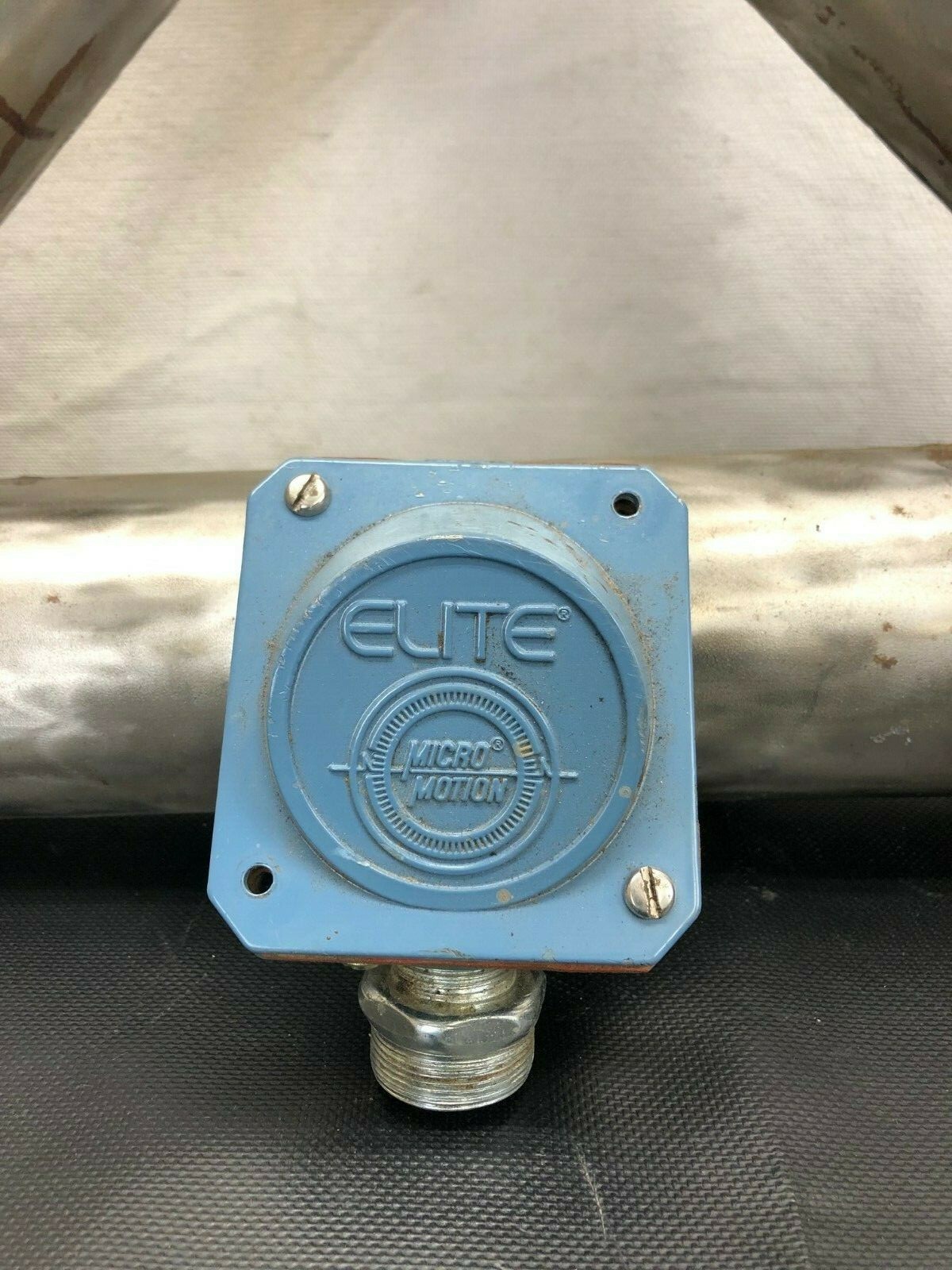 Micro Motion CMF100M328NU Mass Flow Sensor