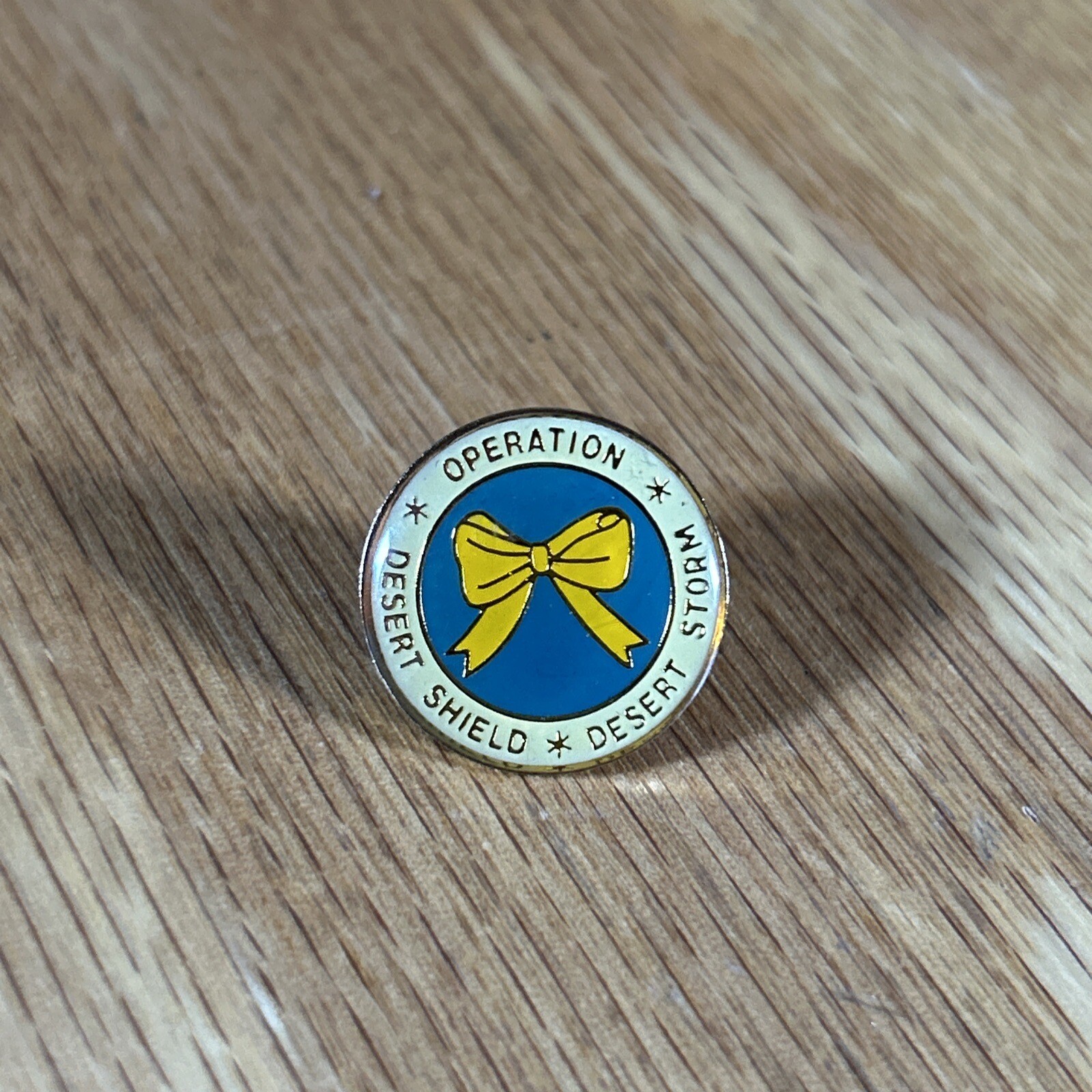 Vintage Operation Desert Shield Desert Storm Pin Yellow Ribbon Gulf War Pinback
